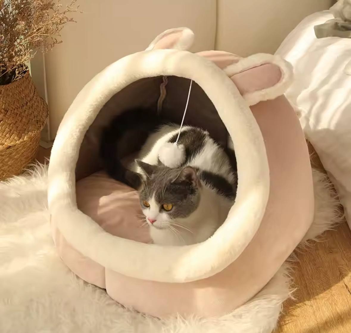 Cozy Cat House Bed β Warm & Private Hideaway for Your Cat
