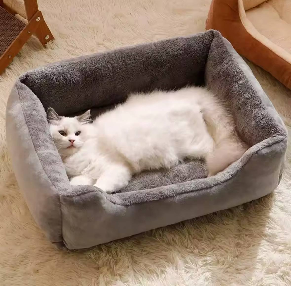 Soft & Warm Sleeping Spot for Cats